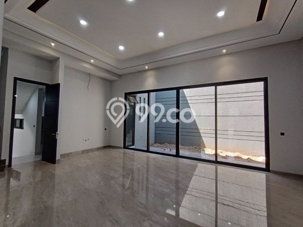 Dijual Rumah Luas Elegan Dengan View Cantik di Citraland, Surabaya Dijual Rumah Luas Elegan Dengan View Cantik di Citraland, Surabaya