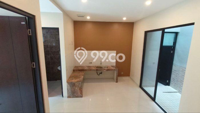 Dijual Hunian Rumah Terawat 3 KT di Manyar, Surabaya Dijual Hunian Rumah Terawat 3 KT di Manyar, Surabaya