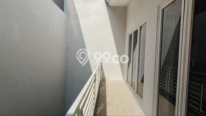 Hunian Mewah LB 300m2 Siap Huni Desain Elegan di Galaxy, Surabaya Hunian Mewah LB 300m2 Siap Huni Desain Elegan di Galaxy, Surabaya