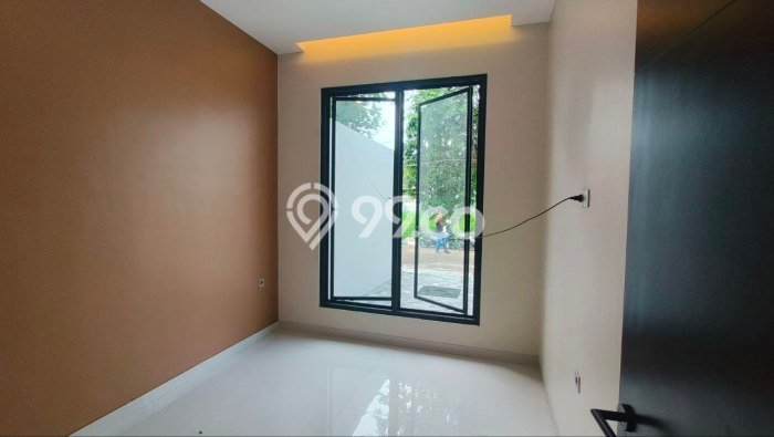 Dijual Hunian Rumah Terawat 3 KT di Manyar, Surabaya Dijual Hunian Rumah Terawat 3 KT di Manyar, Surabaya