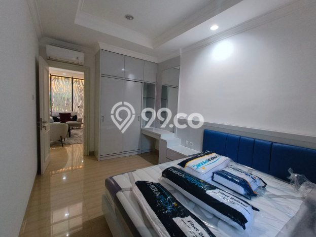 For Sale! Luxury House LT 360m2 Desain Modern di Galaxy For Sale! Luxury House LT 360m2 Desain Modern di Galaxy