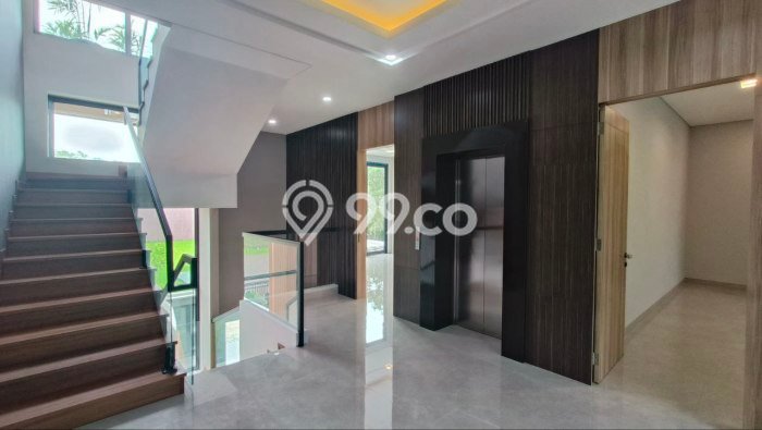 Dijual Rumah Luas Megah Dengan View Cantik di Citraland, Surabaya Dijual Rumah Luas Megah Dengan View Cantik di Citraland, Surabaya
