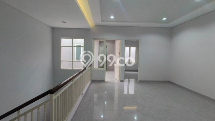 For Sale! Premium House LT 140m2 Desain Elegan di Manyar For Sale! Premium House LT 140m2 Desain Elegan di Manyar