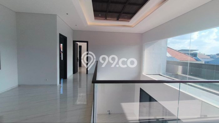 Dijual Rumah Luas Megah Dengan View Eksklusif di Citraland, Surabaya Dijual Rumah Luas Megah Dengan View Eksklusif di Citraland, Surabaya