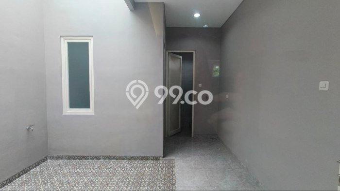For Sale! Premium House LT 140m2 Desain Elegan di Manyar For Sale! Premium House LT 140m2 Desain Elegan di Manyar