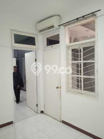 Rumah Disewakan Jakarta Utara LT 120m2 LB 120m2 Area Muara Karang Rumah Disewakan Jakarta Utara LT 120m2 LB 120m2 Area Muara Karang