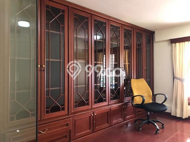 SPECIAL PRICE! Rumah di Pondok Indah, 3 KM, Akses Mudah Pusat Kota, LT 200m2m² LB 250m2m² SPECIAL PRICE! Rumah di Pondok Indah, 3 KM, Akses Mudah Pusat Kota, LT 200m2m² LB 250m2m²