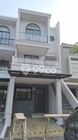 Disewakan! Rumah 3 Kamar Tidur &
3 Kamar Mandi di Pantai Indah Kapuk, Jakarta Utara Disewakan! Rumah 3 Kamar Tidur &
3 Kamar Mandi di Pantai Indah Kapuk, Jakarta Utara