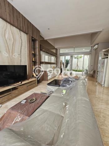 Sewa Rumah Strategis LT 200m2 / LB 200m2 di Pantai Indah Kapuk, Jakarta Utara Sewa Rumah Strategis LT 200m2 / LB 200m2 di Pantai Indah Kapuk, Jakarta Utara