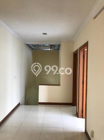 SPECIAL PRICE! Rumah di Pondok Indah, 3 KM, Akses Mudah Pusat Kota, LT 200m2m² LB 250m2m² SPECIAL PRICE! Rumah di Pondok Indah, 3 KM, Akses Mudah Pusat Kota, LT 200m2m² LB 250m2m²