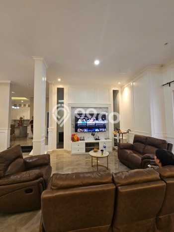 Rumah Elit Modern Siap Huni di Pantai Indah Kapuk Jakarta Utara Rumah Elit Modern Siap Huni di Pantai Indah Kapuk Jakarta Utara