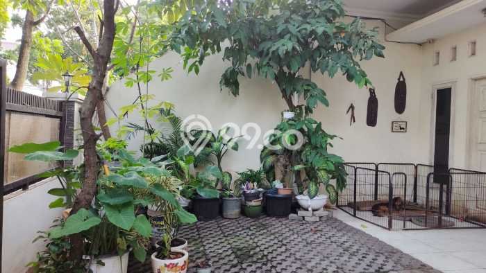 Rumah Luxury Modern Siap Huni di Joglo Jakarta Barat Rumah Luxury Modern Siap Huni di Joglo Jakarta Barat