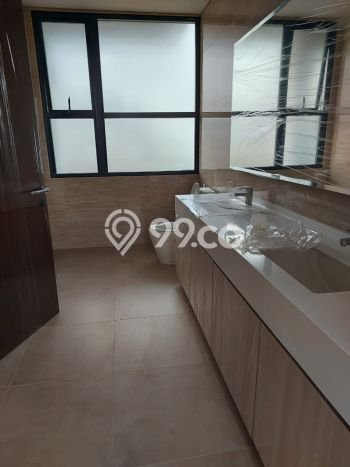 Rumah Luxury Modern Siap Huni di BSD Tangerang Rumah Luxury Modern Siap Huni di BSD Tangerang