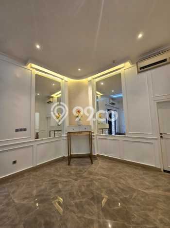 Rumah Elit Modern Siap Huni di Pantai Indah Kapuk Jakarta Utara Rumah Elit Modern Siap Huni di Pantai Indah Kapuk Jakarta Utara