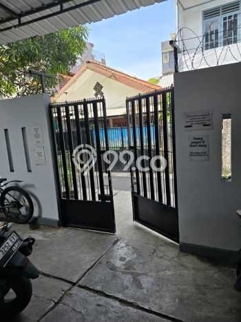 Peluang Investasi! Rumah Kost Dijual di Sawah Besar, Jakarta Pusat, 27 KT, 26 KM, Luas 500m2 Peluang Investasi! Rumah Kost Dijual di Sawah Besar, Jakarta Pusat, 27 KT, 26 KM, Luas 500m2
