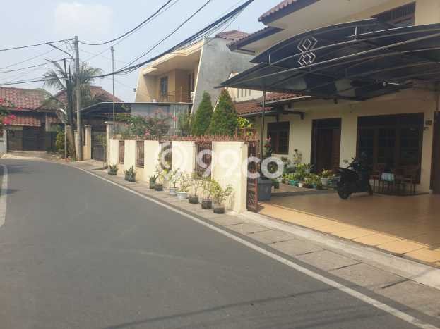 Hunian Mewah LB 600m2 Siap Pakai Desain Elegan di Meruya, Jakarta Barat Hunian Mewah LB 600m2 Siap Pakai Desain Elegan di Meruya, Jakarta Barat