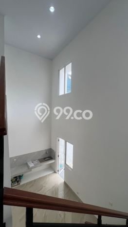 Rumah Luas Asri 3 KT Siap Pakai di Gading Serpong Tangerang Rumah Luas Asri 3 KT Siap Pakai di Gading Serpong Tangerang