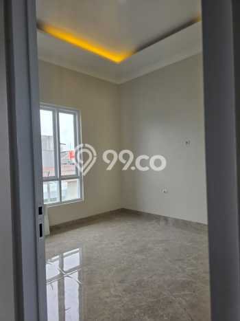 Rumah Luxury Modern Tanpa Renovasi di Citra Garden Jakarta Barat Rumah Luxury Modern Tanpa Renovasi di Citra Garden Jakarta Barat