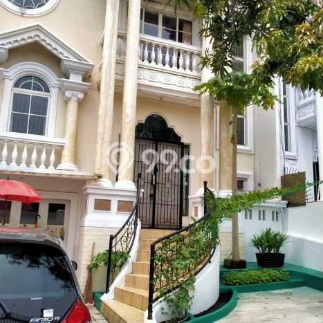 Dijual Rumah Mewah Elegan Dengan View Cantik di Pantai Indah Kapuk, Jakarta Utara Dijual Rumah Mewah Elegan Dengan View Cantik di Pantai Indah Kapuk, Jakarta Utara
