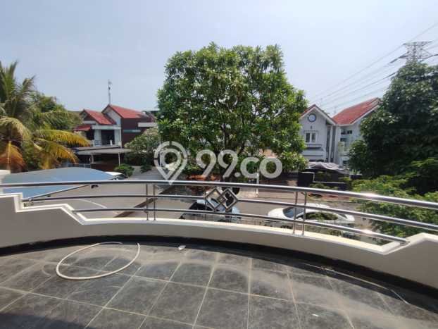 Rumah Elit Modern Tanpa Renovasi di Pantai Indah Kapuk Jakarta Utara Rumah Elit Modern Tanpa Renovasi di Pantai Indah Kapuk Jakarta Utara