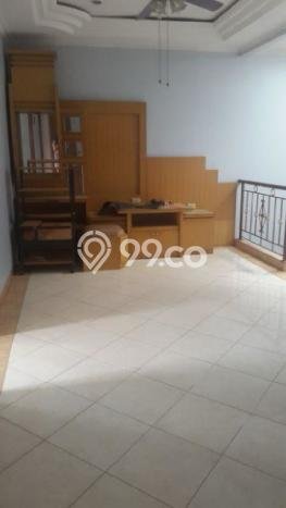 Rumah Modern Minimalis 5 Kamar Bisa Langsung Pindah di Kelapa Gading Rumah Modern Minimalis 5 Kamar Bisa Langsung Pindah di Kelapa Gading