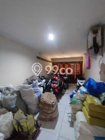 Rumah Elit Modern Tanpa Renovasi di Pantai Indah Kapuk Jakarta Utara Rumah Elit Modern Tanpa Renovasi di Pantai Indah Kapuk Jakarta Utara