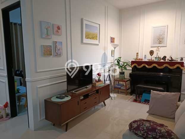 Rumah Luxury Modern Tanpa Renovasi di Bojong Sari Depok Rumah Luxury Modern Tanpa Renovasi di Bojong Sari Depok