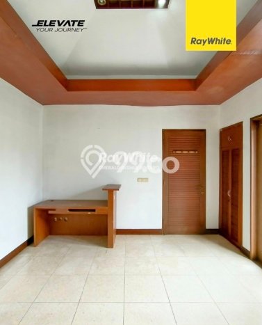 Rumah Elit LB 160m2 Siap Pakai Desain Elegan di Cipete, Jakarta Selatan Rumah Elit LB 160m2 Siap Pakai Desain Elegan di Cipete, Jakarta Selatan