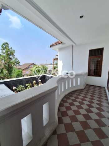 Jual Segera Rumah 7 KT 4 KM di Bintaro, Tangerang Selatan Jual Segera Rumah 7 KT 4 KM di Bintaro, Tangerang Selatan