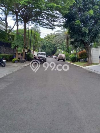 Rumah Elit LB 800m2 Siap Pakai Desain Elegan di Pondok Indah, Jakarta Selatan Rumah Elit LB 800m2 Siap Pakai Desain Elegan di Pondok Indah, Jakarta Selatan