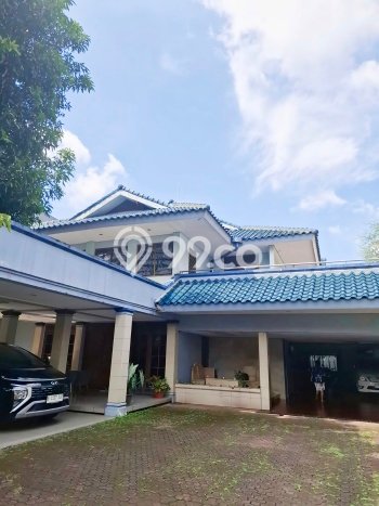 Ready to Use! Luxury House LT 1419m2 Desain Modern di Cipete Ready to Use! Luxury House LT 1419m2 Desain Modern di Cipete