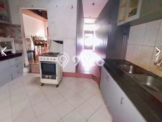 Siap Huni Hunian Elit 6 Kamar di Kebon Jeruk Dekat ke Mana Pun Siap Huni Hunian Elit 6 Kamar di Kebon Jeruk Dekat ke Mana Pun
