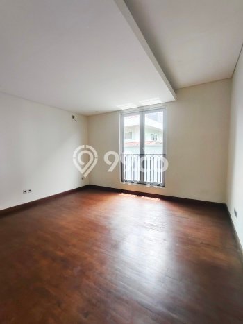 Dijual Rumah Luas Megah Dengan View Eksklusif di Pondok Indah, Jakarta Selatan Dijual Rumah Luas Megah Dengan View Eksklusif di Pondok Indah, Jakarta Selatan