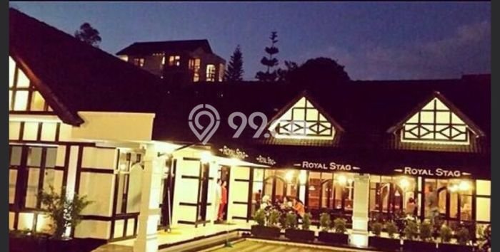 Rumah kawasan Coblong, Bandung, LT 822m2m² Bangunan 300m2m² Rumah kawasan Coblong, Bandung, LT 822m2m² Bangunan 300m2m²