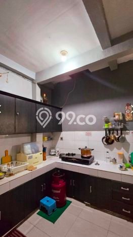 Rumah Luas Asri 3 KT Siap Pakai di Bintaro Tangerang Selatan Rumah Luas Asri 3 KT Siap Pakai di Bintaro Tangerang Selatan