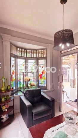 Rumah Luas Asri 3 KT Siap Pakai di Bintaro Tangerang Selatan Rumah Luas Asri 3 KT Siap Pakai di Bintaro Tangerang Selatan