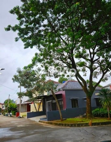 Hunian Mewah LB 90m2 Siap Pakai Desain Elegan di Bintaro, Tangerang Selatan Hunian Mewah LB 90m2 Siap Pakai Desain Elegan di Bintaro, Tangerang Selatan