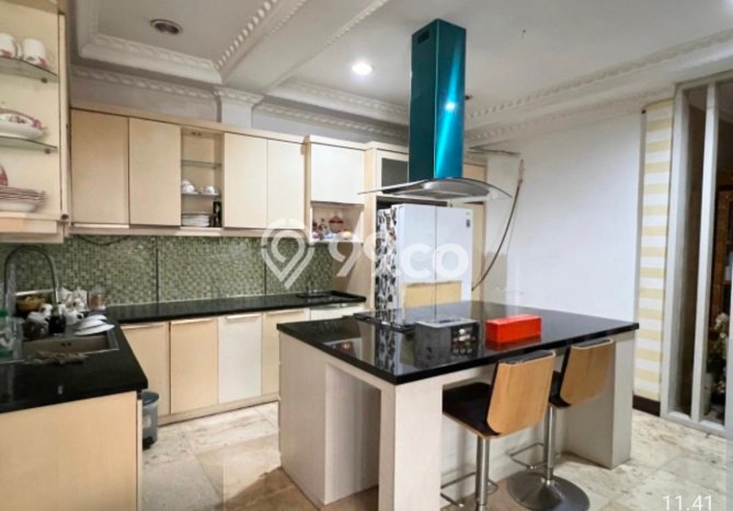 Hunian Mewah LB 250m2 Siap Pakai Desain Elegan di Veteran, Jakarta Selatan Hunian Mewah LB 250m2 Siap Pakai Desain Elegan di Veteran, Jakarta Selatan