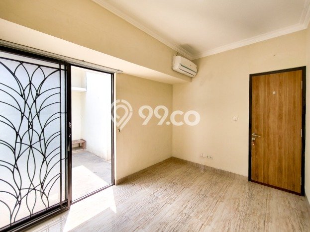 Rumah Elit Modern Siap Huni di Bintaro Tangerang Selatan Rumah Elit Modern Siap Huni di Bintaro Tangerang Selatan