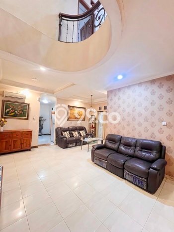Ready to Use! Premium House LT 225m2 Desain Modern di Bintaro Ready to Use! Premium House LT 225m2 Desain Modern di Bintaro