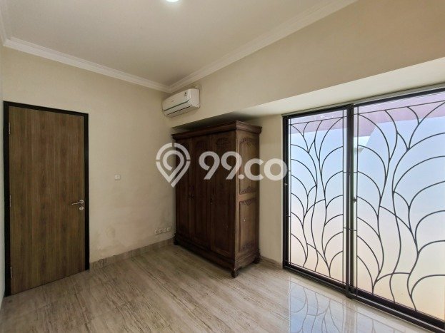 Rumah Elit Modern Siap Huni di Bintaro Tangerang Selatan Rumah Elit Modern Siap Huni di Bintaro Tangerang Selatan