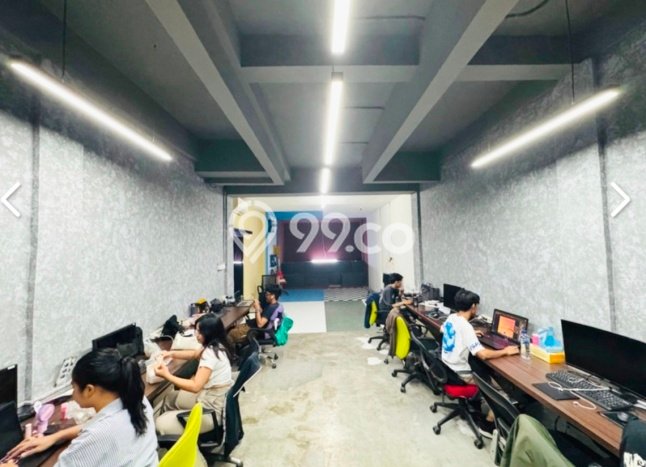 INVESTASI MENGUNTUNGKAN! Ruko di , Luas 360m2m², Kawasan Bisnis INVESTASI MENGUNTUNGKAN! Ruko di , Luas 360m2m², Kawasan Bisnis