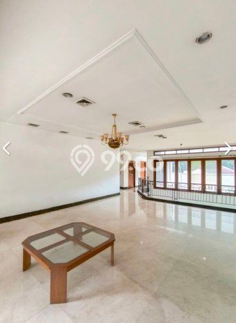 Ready to Use! Premium House LT 938m2 Desain Elegan di Pondok Indah Ready to Use! Premium House LT 938m2 Desain Elegan di Pondok Indah