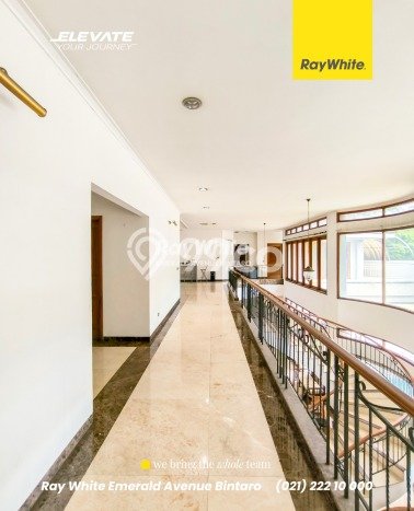 Ready to Use! Premium House LT 938m2 Desain Elegan di Pondok Indah Ready to Use! Premium House LT 938m2 Desain Elegan di Pondok Indah