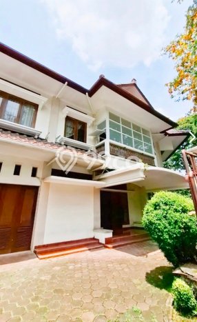 Hot Offer Hunian Premium Ideal dan Luas di Kebayoran Baru, Jakarta Selatan Hot Offer Hunian Premium Ideal dan Luas di Kebayoran Baru, Jakarta Selatan