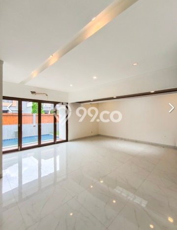 Rumah Mewah LB 340m2 Siap Pakai Desain Elegan di Bintaro, Tangerang Selatan Rumah Mewah LB 340m2 Siap Pakai Desain Elegan di Bintaro, Tangerang Selatan