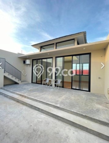 Rumah Luxury Modern Tanpa Renovasi di Pulomas Jakarta Timur Rumah Luxury Modern Tanpa Renovasi di Pulomas Jakarta Timur