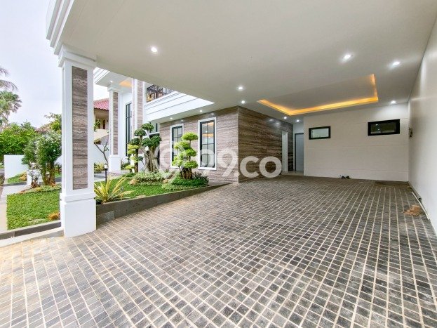 Rumah Elit LB 654m2 Siap Pakai Desain Elegan di Bintaro, Tangerang Selatan Rumah Elit LB 654m2 Siap Pakai Desain Elegan di Bintaro, Tangerang Selatan