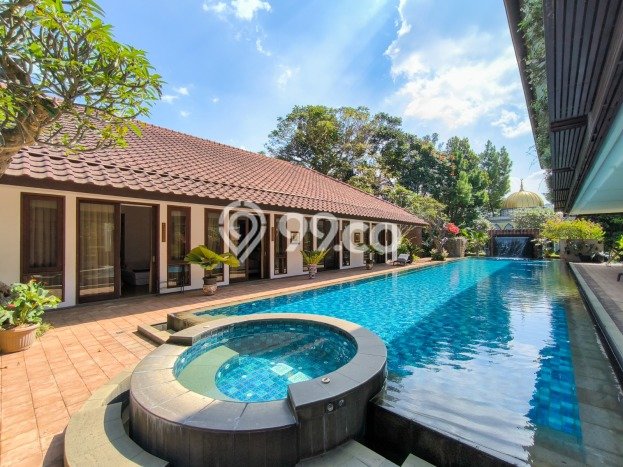 Vila di Lembang, Area 6703m2m², Lokasi Potensial untuk bisnis Vila di Lembang, Area 6703m2m², Lokasi Potensial untuk bisnis