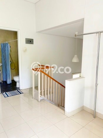 Rumah Elit LB 206m2 Siap Pakai Desain Elegan di Bintaro, Tangerang Selatan Rumah Elit LB 206m2 Siap Pakai Desain Elegan di Bintaro, Tangerang Selatan